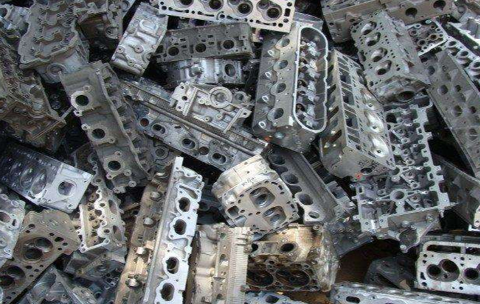 Aluminium Tense
